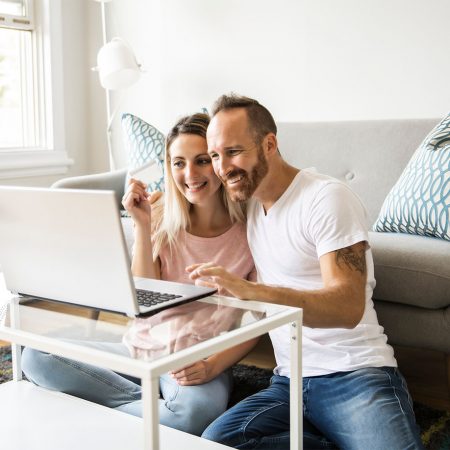 Couple on computer Couple on computer